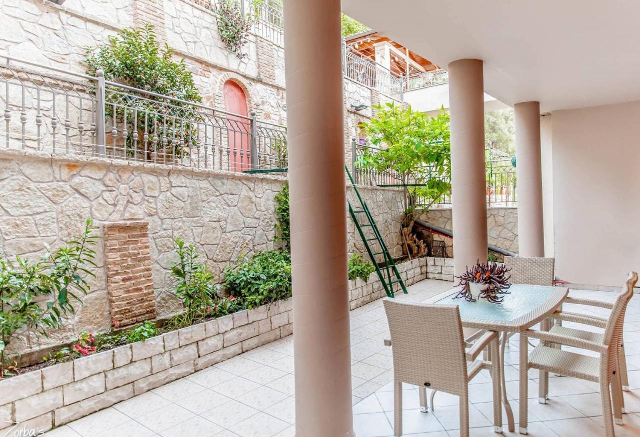 Zorbas Apartments Parga Exterior photo