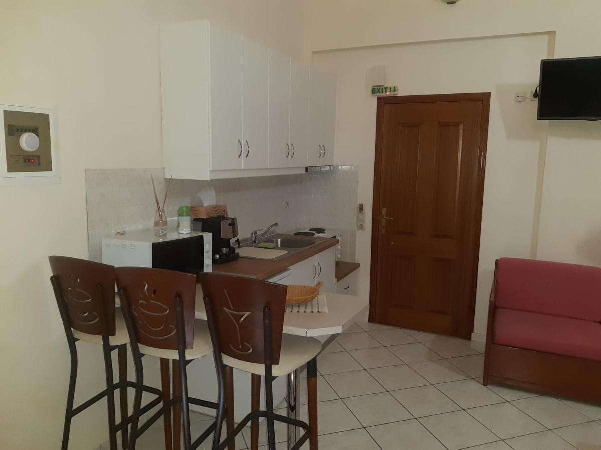 Zorbas Apartments Parga Exterior photo
