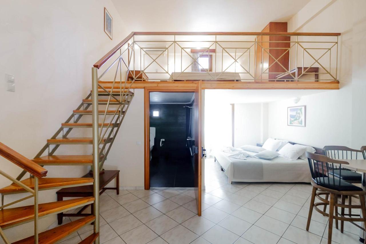 Zorbas Apartments Parga Exterior photo