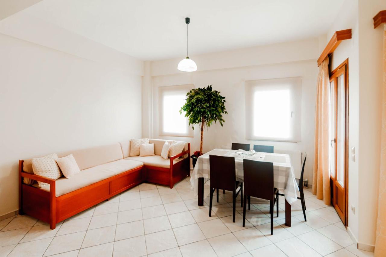 Zorbas Apartments Parga Exterior photo