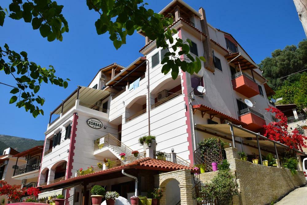 Zorbas Apartments Parga Exterior photo